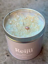 Load image into Gallery viewer, New! June - Pearl Crystal Birthstone Candle| Reiju