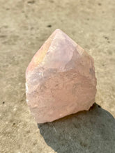 Load image into Gallery viewer, New! Rose 'Aura' Natural Quartz Polished Crystal Point Piece |Reiju