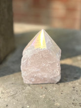 Load image into Gallery viewer, New! Rose 'Aura' Natural Quartz Polished Crystal Point Piece |Reiju