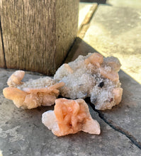 Load image into Gallery viewer, New! Stilbite with Apophyllite Crystal Cluster (6 x 4 x 4 cm) - Natural & Unique |Reiju