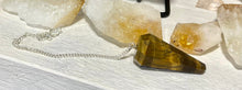 Load image into Gallery viewer, Tigers Eye Crystal Dowsing Pendulum