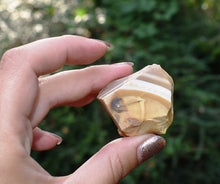 Load image into Gallery viewer, Raw Australian Mookite Crystal Stone Piece