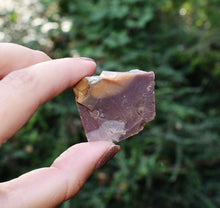 Load image into Gallery viewer, Raw Australian Mookite Crystal Stone Piece