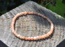 Load image into Gallery viewer, Sunstone Crystal Bracelet