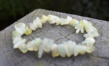 Load image into Gallery viewer, Green Jade Natural Crystal Stone Chips Bracelet |Reiju