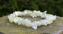 Load image into Gallery viewer, Green Jade Natural Crystal Stone Chips Bracelet |Reiju