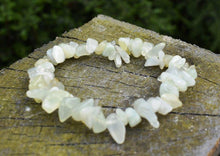 Load image into Gallery viewer, Green Jade Natural Crystal Stone Chips Bracelet |Reiju