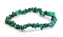 Load image into Gallery viewer, Malachite Crystal Chip Bracelet |Reiju