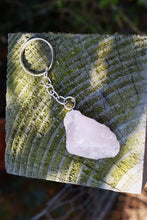 Load image into Gallery viewer, Rose Quartz Raw Key ring