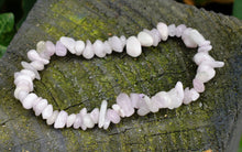 Load image into Gallery viewer, Kunzite Natural Crystal Stone Chips Elasticated Bracelet |Reiju