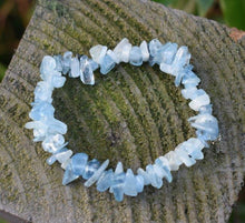 Load image into Gallery viewer, Aquamarine Crystal Stone Chips Bracelet Gift Wrapped Inc Healing Benefits Tag |Reiju