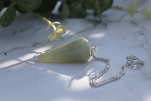 Load image into Gallery viewer, Green Aventurine Crystal Gemstone Dowsing Pendulum
