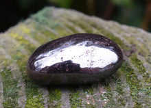 Load image into Gallery viewer, Hematite Crystal Tumble Stone