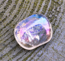 Load image into Gallery viewer, Angel Aura Quartz Crystal Tumble Stone