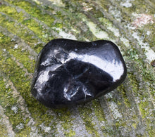 Load image into Gallery viewer, Shungite Crystal Tumble Stone
