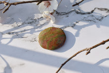Load image into Gallery viewer, Unakite Crystal Palm Stone Cabochon