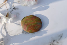 Load image into Gallery viewer, Unakite Crystal Palm Stone Cabochon