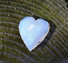 Load image into Gallery viewer, Opalite Crystal Heart