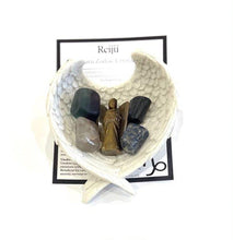 Load image into Gallery viewer, "CAPRICORN" Zodiac Star Sign Crystal Stone Gift Set (Dec 22nd - Jan 19th)