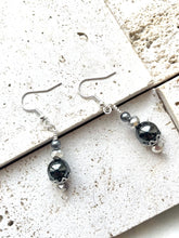 Load image into Gallery viewer, Hematite & Czech Crystal Crystal Beaded Earrings