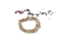 Load image into Gallery viewer, Natural Sunstone &#39;Uplifting&#39; Crystal Healing Gemstone Bracelet