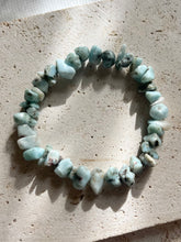 Load image into Gallery viewer, Larimar Natural Crystal Chips Stone Bracelet |Reiju