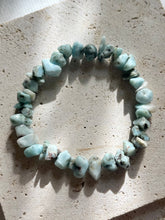 Load image into Gallery viewer, Larimar Natural Crystal Chips Stone Bracelet |Reiju