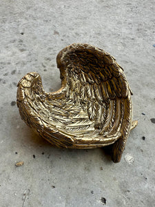 New! Gold Angel Wings Dish – A Touch of Divine Elegance (10 x 10 x 6 cm)
