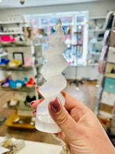 Load image into Gallery viewer, New! Selenite Crystal Unicorn Horn