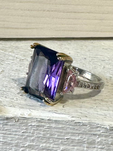 Unique Amethyst Gemstone Sterling Silver Ring (Size M)