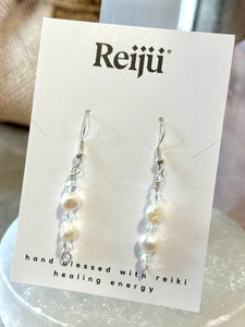 Freshwater Pearl and Diamante Earrings