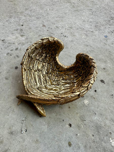 New! Gold Angel Wings Dish – A Touch of Divine Elegance (10 x 10 x 6 cm)