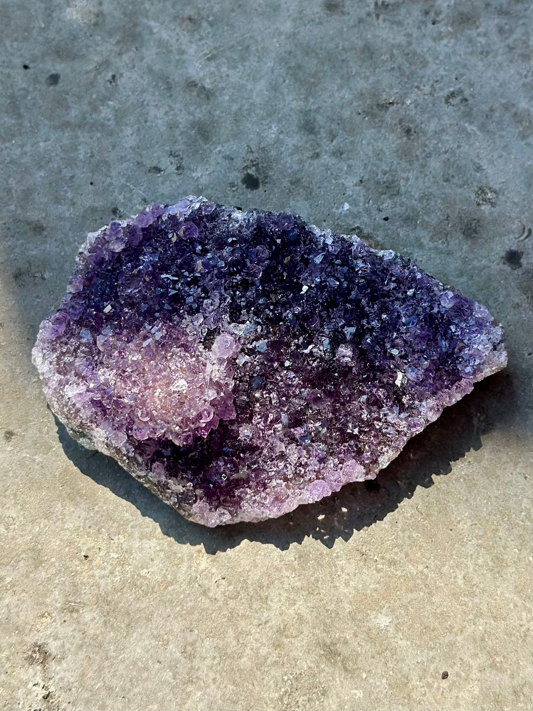 New! 💜 Unique Druzy Amethyst Crystal Cluster (10 cm) - Natural & Unique