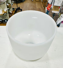 Load image into Gallery viewer, Crystal Quartz Singing Bowl - Yoga, Meditation &amp; Sound Healing Percussion