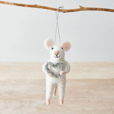 New! White Mouse with Silver Heart