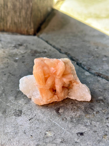 New! Stilbite with Apophyllite Crystal Cluster (6 x 4 x 4 cm) - Natural & Unique