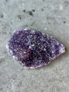New! 💜 Unique Druzy Amethyst Crystal Cluster (10 cm) - Natural & Unique