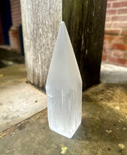 Load image into Gallery viewer, New! Selenite Crystal Stone Point 15cm