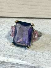 Load image into Gallery viewer, Unique Amethyst Gemstone Sterling Silver Ring (Size M)