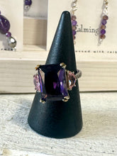 Load image into Gallery viewer, Unique Amethyst Gemstone Sterling Silver Ring (Size M)