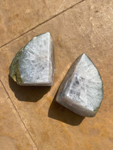Load image into Gallery viewer, New! Agate Crystal Stone Book Ends Pair 2KG