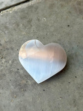 Load image into Gallery viewer, Selenite Crystal Heart