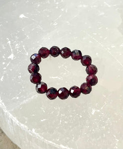 Garnet Elasticated Beaded Crystal Ring - January Birthstone