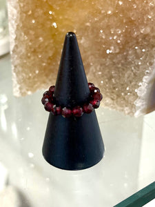 Garnet Elasticated Beaded Crystal Ring - January Birthstone