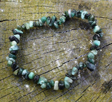 Load image into Gallery viewer, Emerald Crystal Stone Elasticated Bracelet