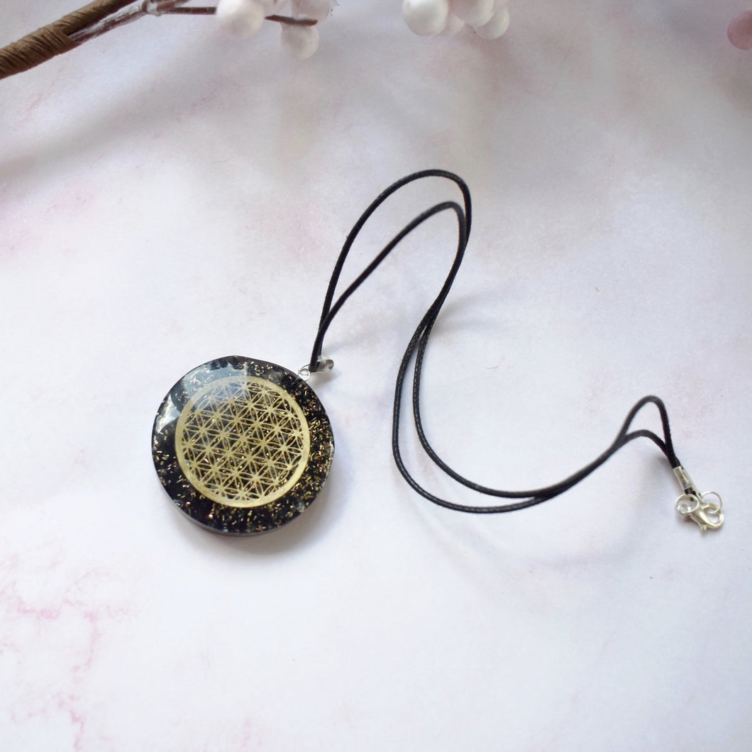 Black Tourmaline Crystal Stone Chips Orgone Flower Of Life Pendant Inc Black Cord |Reiju