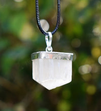 Load image into Gallery viewer, Selenite Raw Crystal Pendant