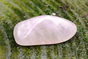 Rose Quartz Crystal Tumble Stone