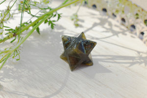 Labradorite Natural Hand Cut Crystal Stone Merkaba Star