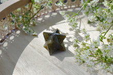 Load image into Gallery viewer, Labradorite Natural Hand Cut Crystal Stone Merkaba Star